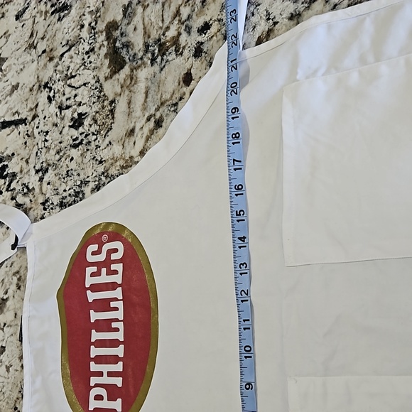 2/$10 Phillies Blunts apron - Picture 4 of 5